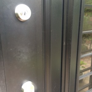 玄関ドア、トステムのシリンダー交換　/　町田市玉川学園